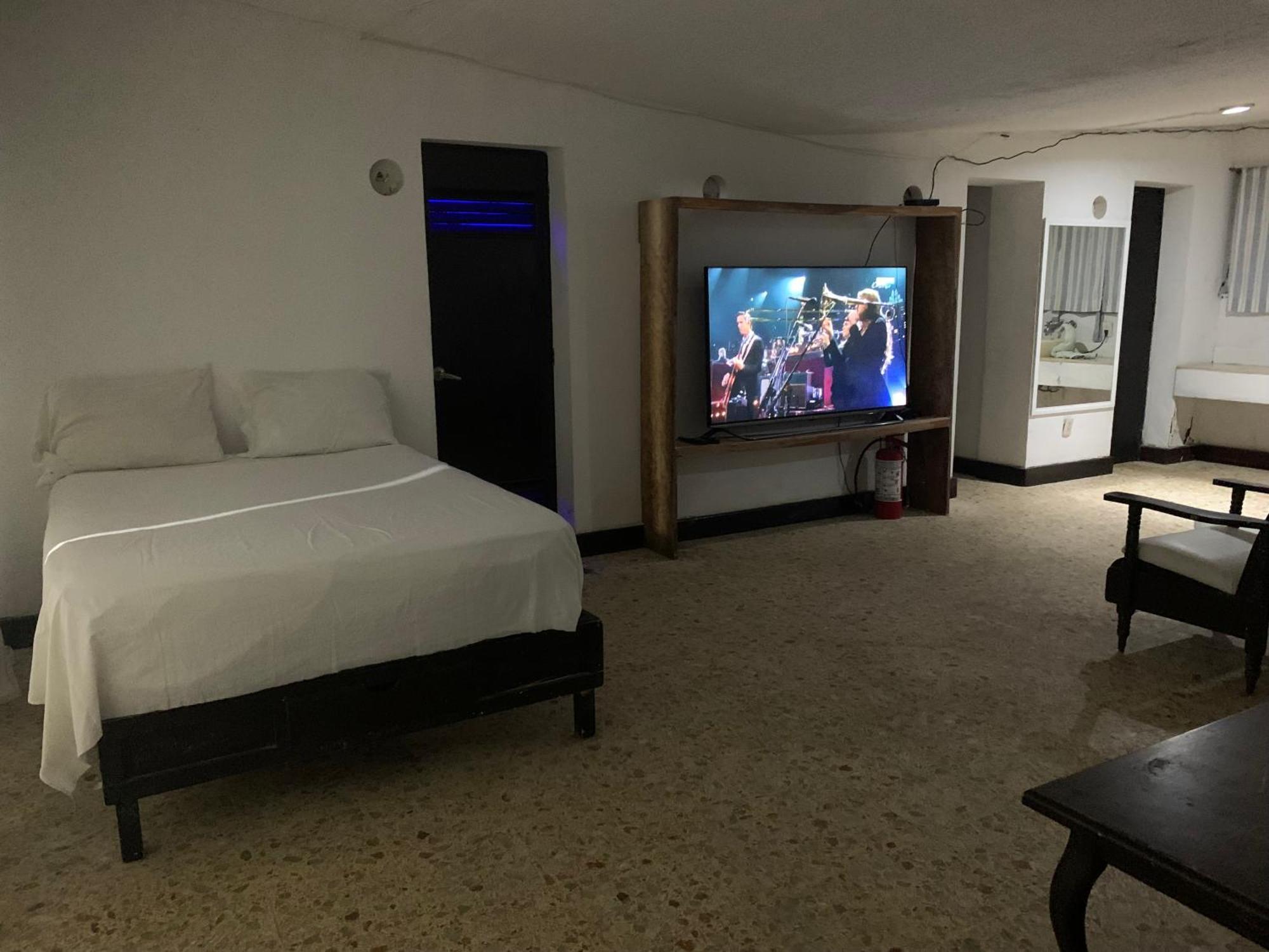 Donde Mira El Sol, Promo Primavera Hasta 50 Por Ciento (Adults Only) Acapulco Exteriér fotografie